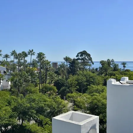 Stunning Penthouse Just Footsteps Away From Estepona's Beaches Apartment