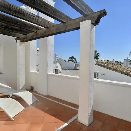 Apartment Stunning Penthouse Just Footsteps Away From Estepona's Beaches Estepona
